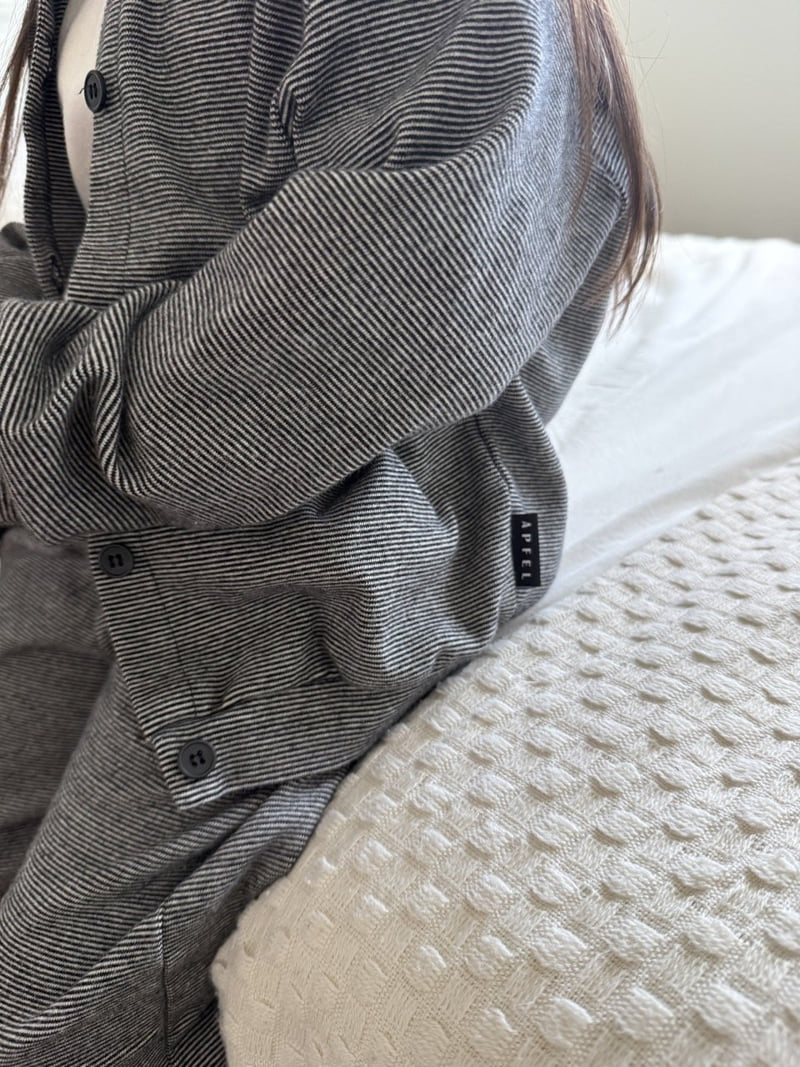 Little Foxx – Frinkle Cardigan