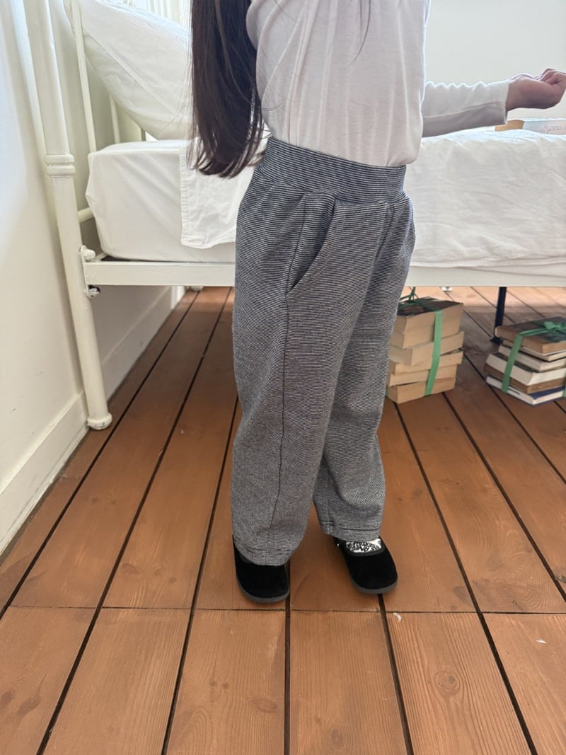 Little Foxx – Frinkle Pants