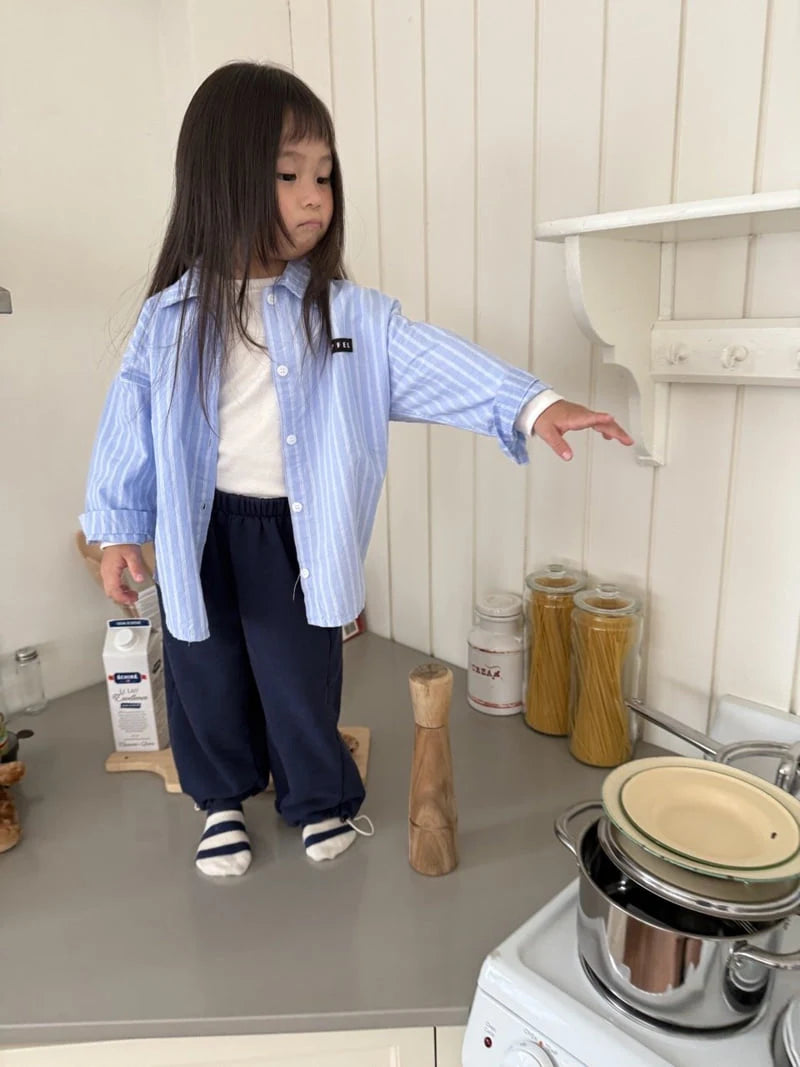 Little Foxx – Clean Shirts