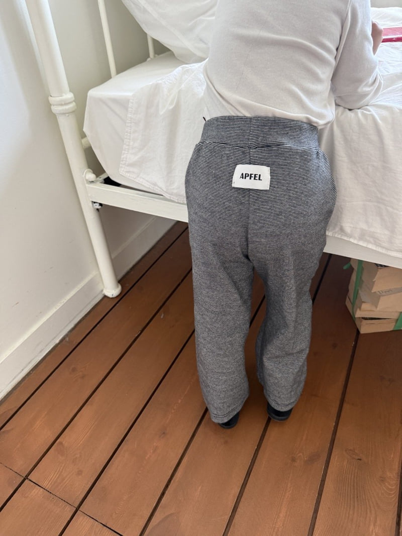 Little Foxx – Frinkle Pants