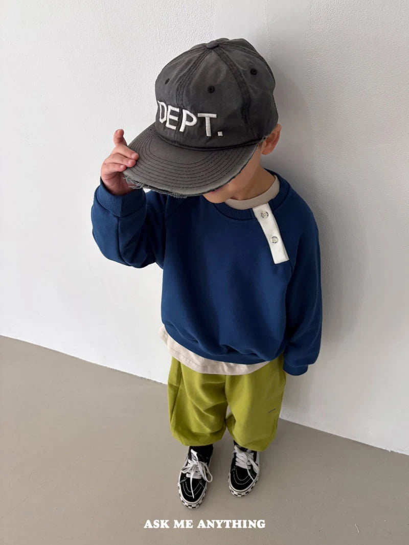 Little Foxx – Button Sweatshirt