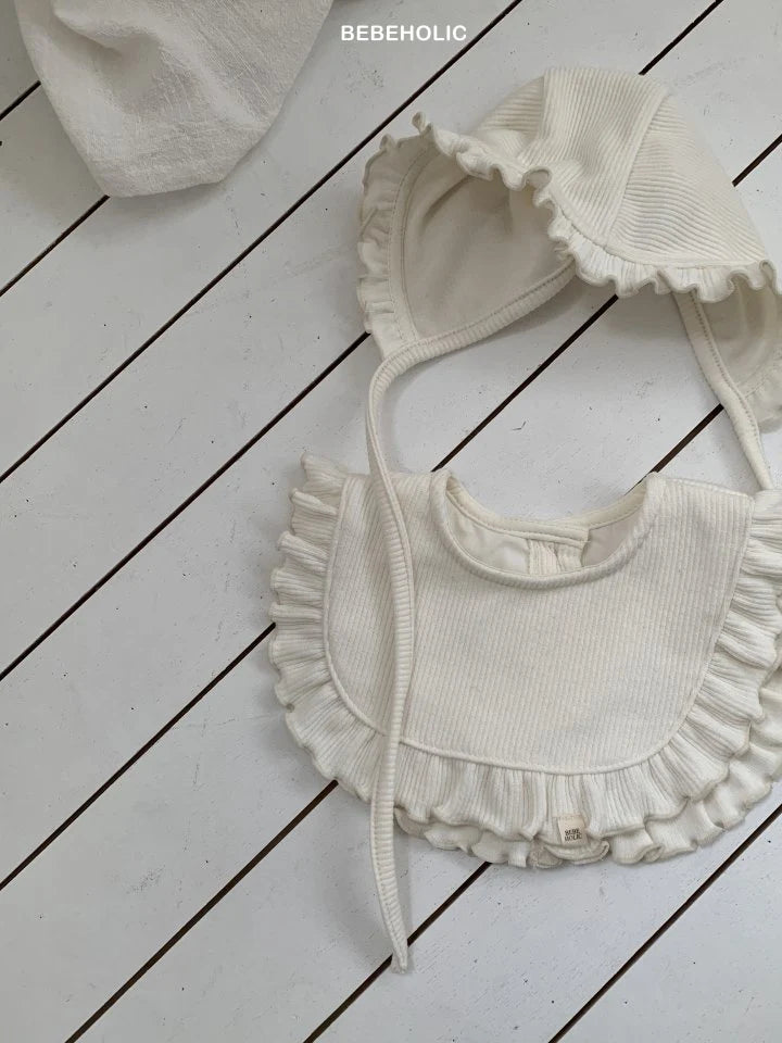 Frill Bonnet Set (Bonnet+Cape)3_byLittleFox_jetztvorbestellen