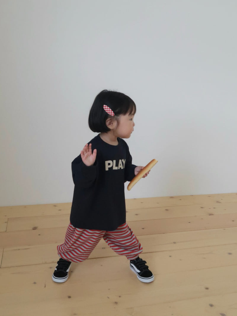 Little Foxx – Play Me Tee