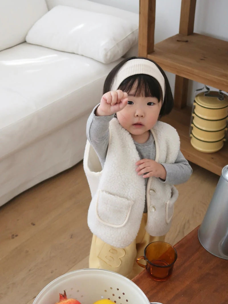 Little Foxx – Dotori Dumble Vest