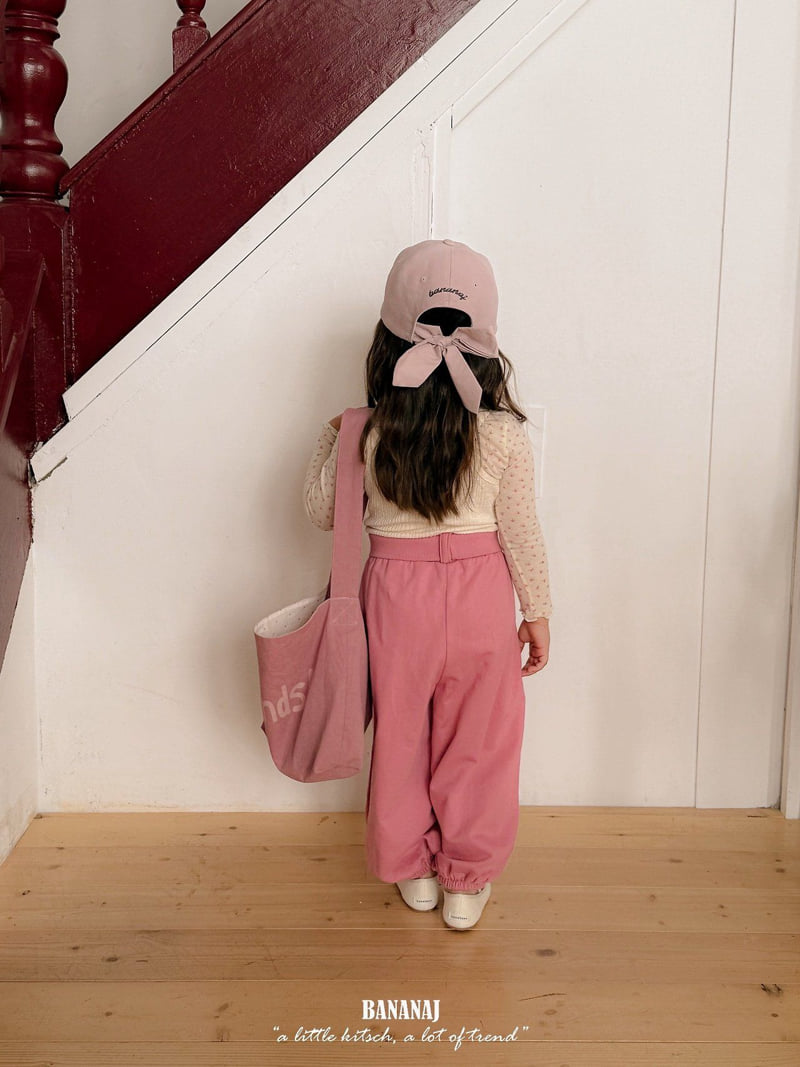 Little Foxx – Rose Turtleneck Tee