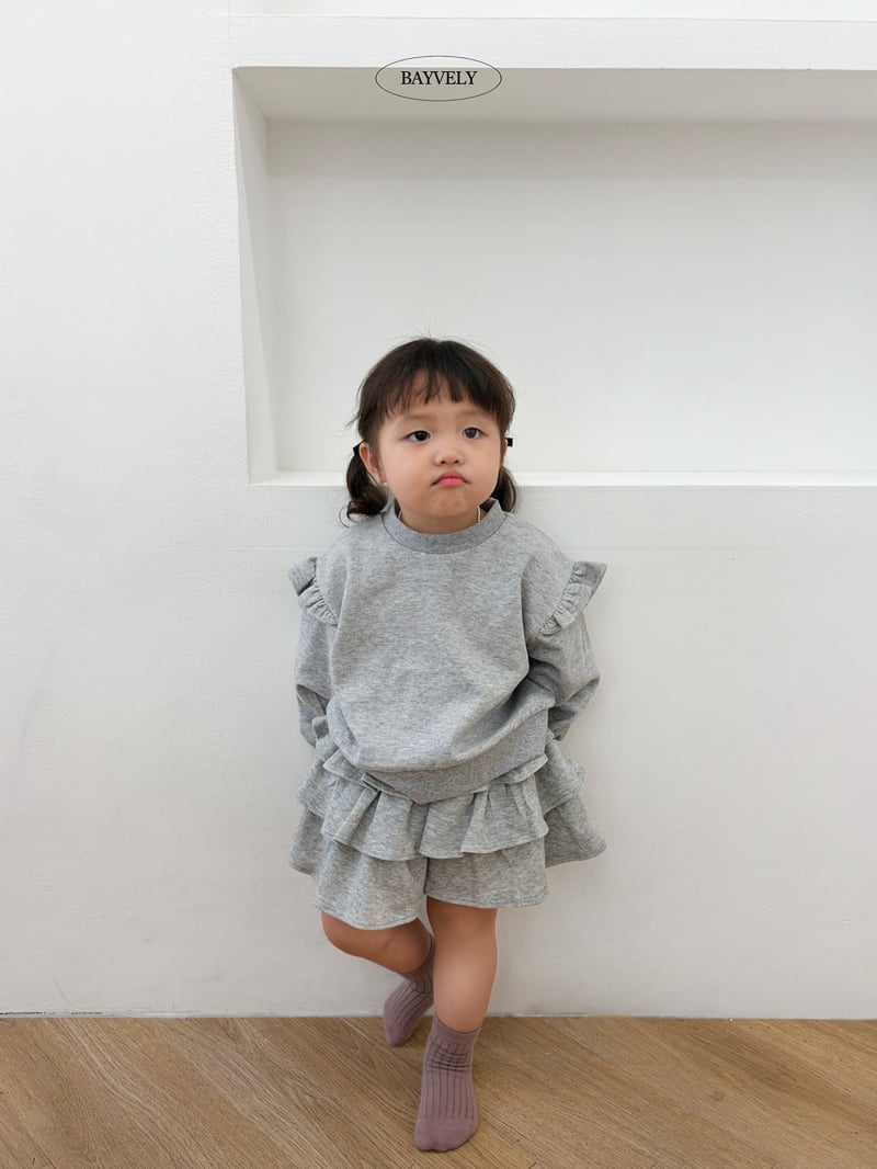 Little Foxx – Wing Frill Sweatshirt