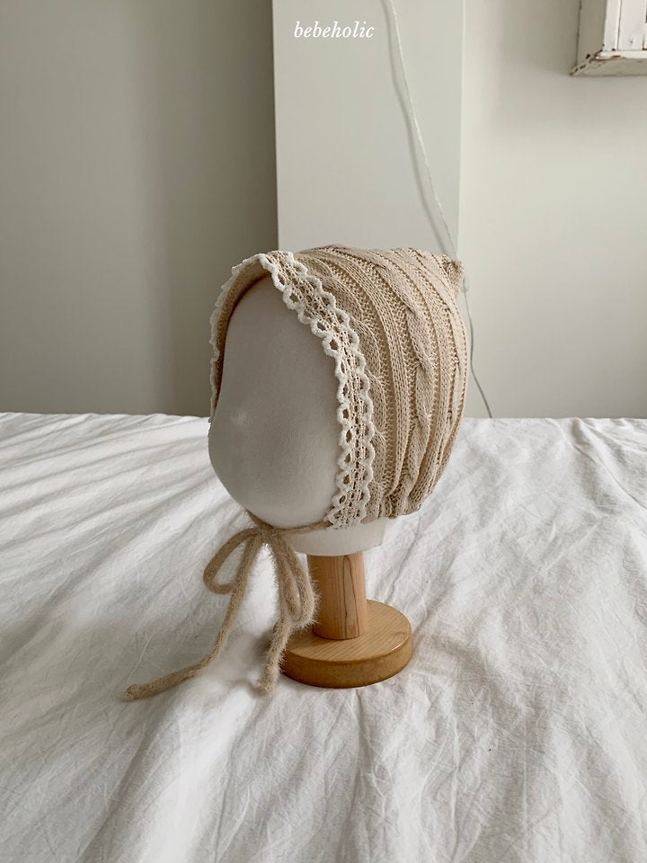 Little Foxx – Cable Knit Bonnet