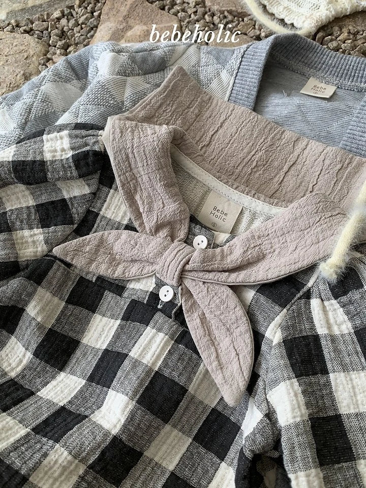 Little Foxx – Melly Cape Blouse