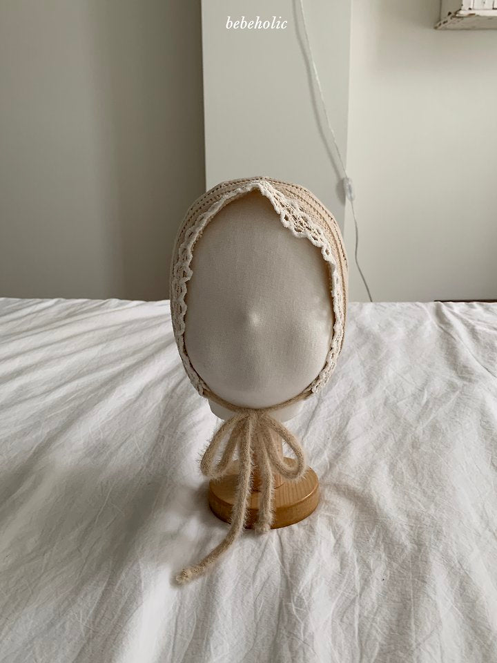 Little Foxx – Cable Knit Bonnet