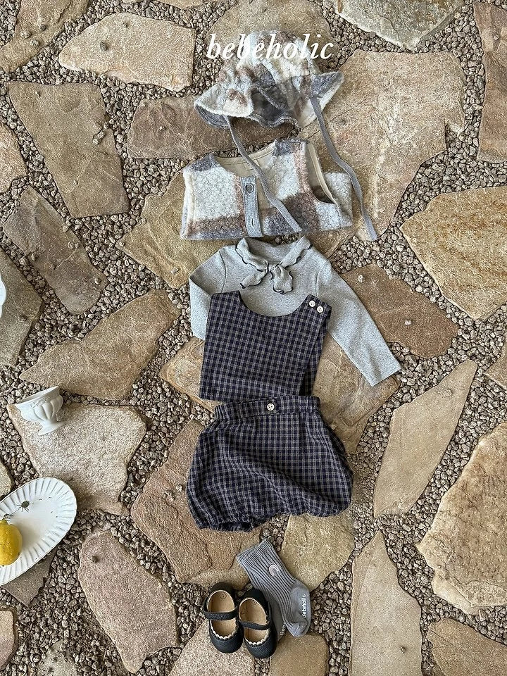 Little Foxx – Cuckoo Suspender Suit