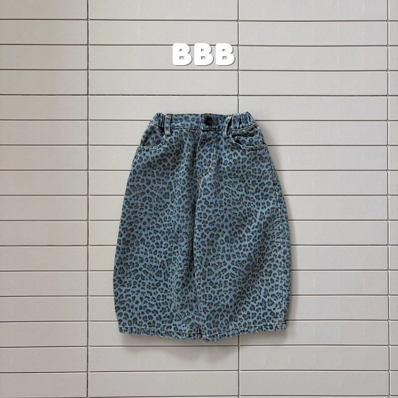 Little Foxx – Leopard Denim Pants