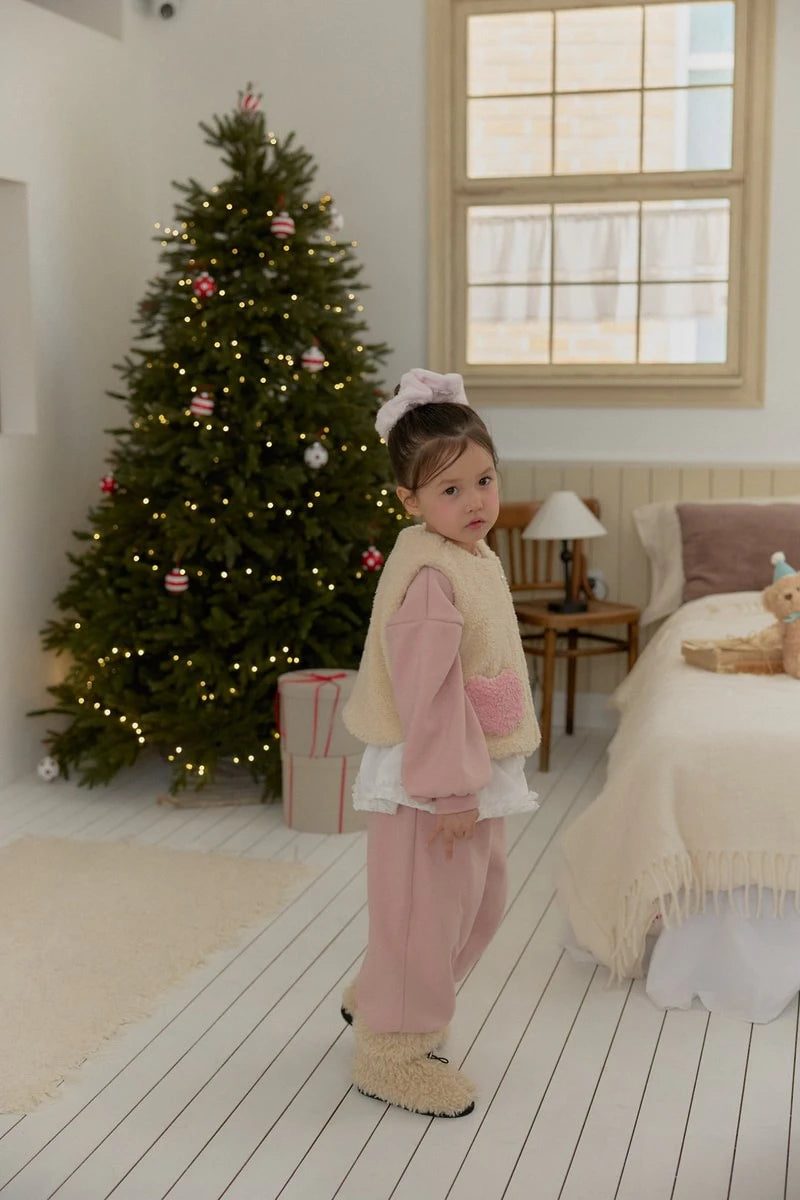 Little Foxx – Monggle Fur Vest + Warmer Set