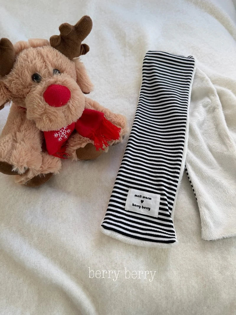 Little Foxx – Ribbed Striped Neck Scarf