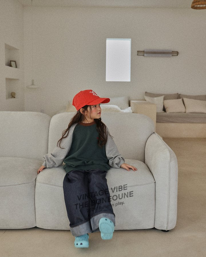 Little Foxx – Crayon Raglan Sweatshirts