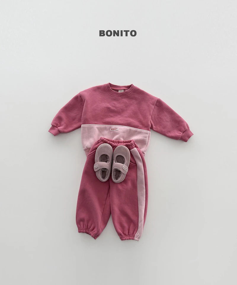 Little Foxx – Under Color Contrast Sweatshirt
