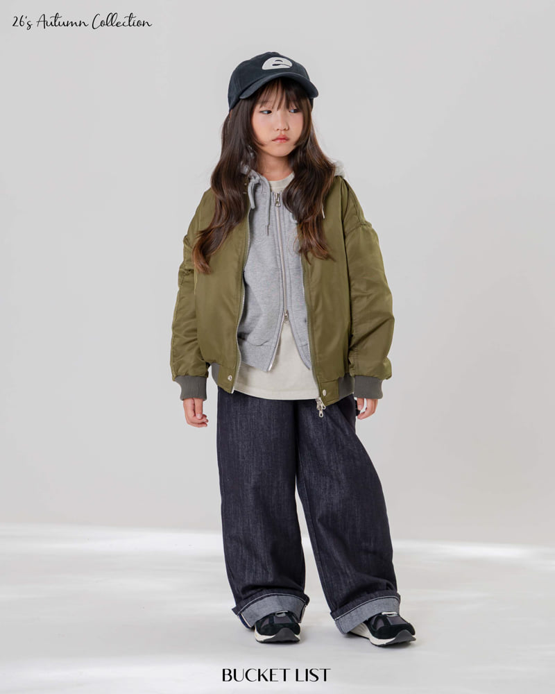 Little Foxx – Airforce Jumper