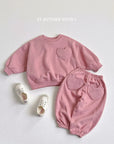Heart Pocket Sweatshirt