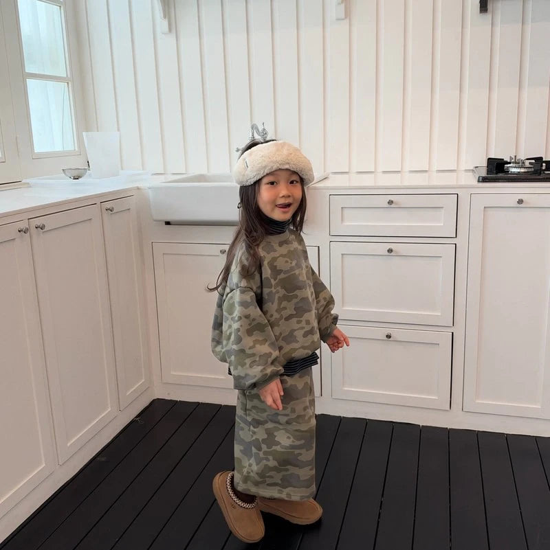 Little Foxx – Prim Cargo Sweatshirt