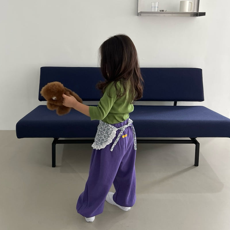 Little Foxx – Grass Apron