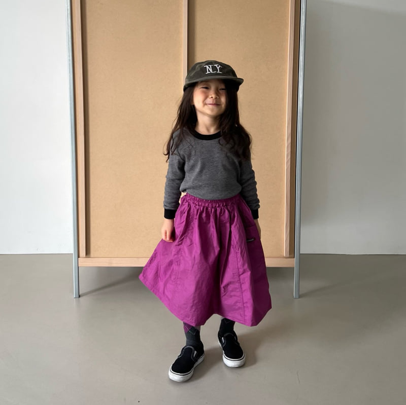 Little Foxx – Grape Tee