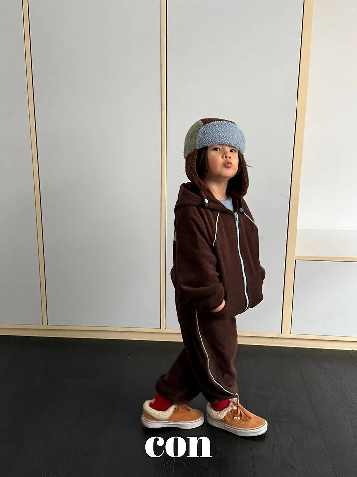 Little Foxx – Snow Fluffy Striped Jogger Pants