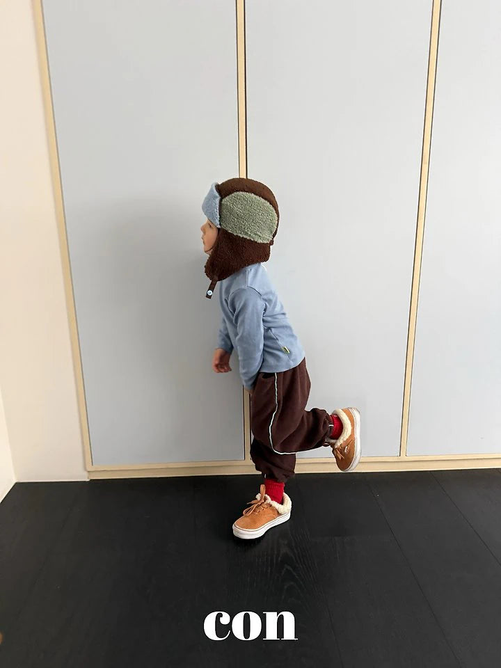 Little Foxx – Snow Fluffy Striped Jogger Pants