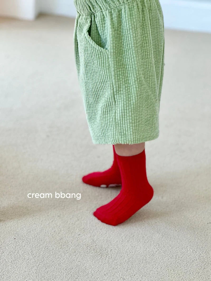 Little Foxx – Matcha Corduroy Half Pants