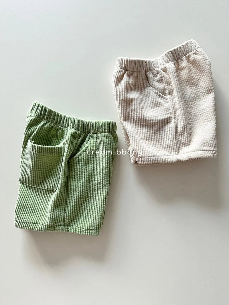 Little Foxx – Matcha Corduroy Half Pants