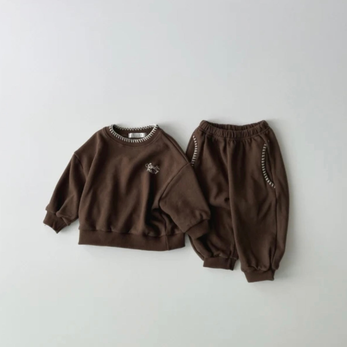 Melo Embroidery Set