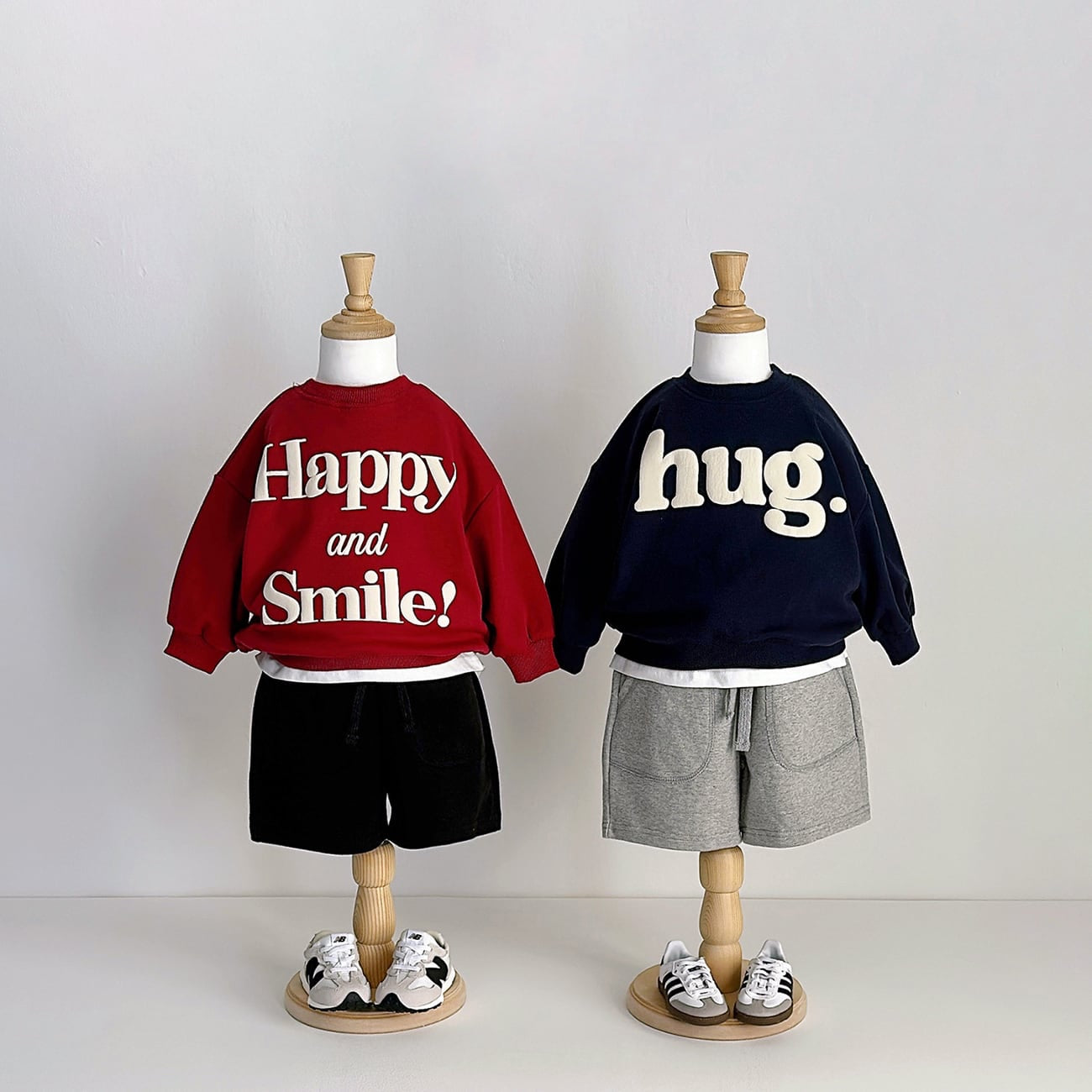 Hug Embossed Sweatshirt – Statement-Piece mit fühlbarem Print