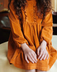 Winnie Corduroy Dress – Kleid mit Volant-Details