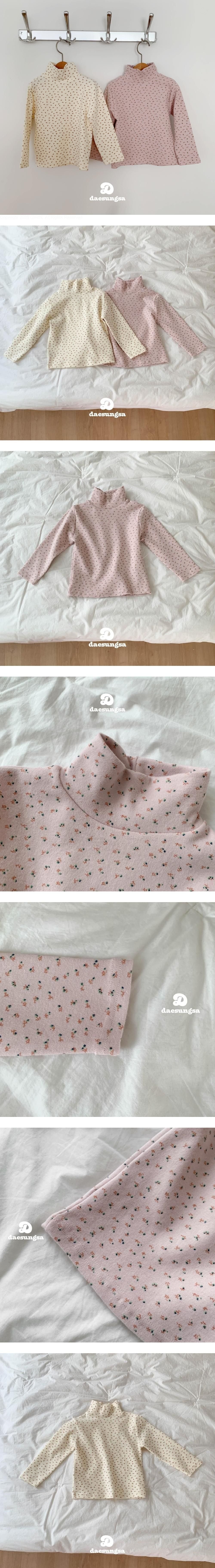 Little Foxx – Peach Lisa Turtleneck Tee