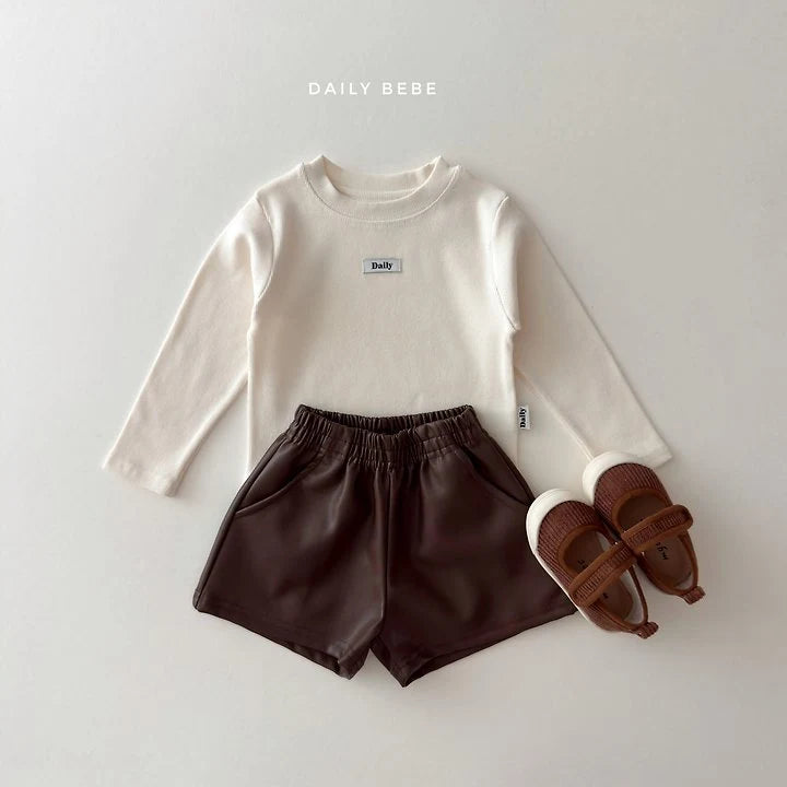 Little Foxx – Ddak Tee