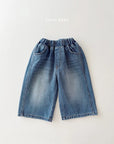 Little Foxx – Curved Denim Pants