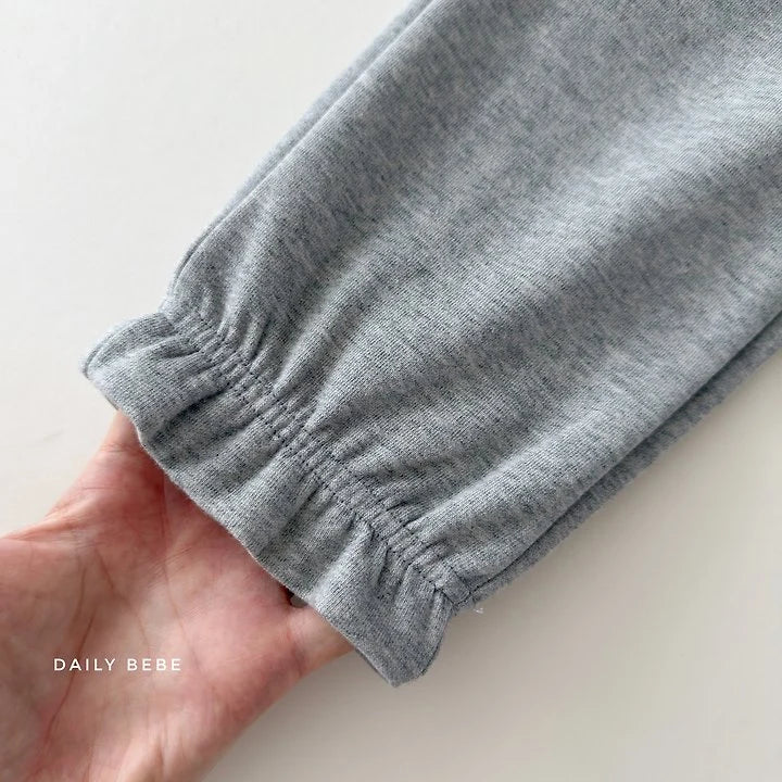 Little Foxx – Frill Jogger Pants