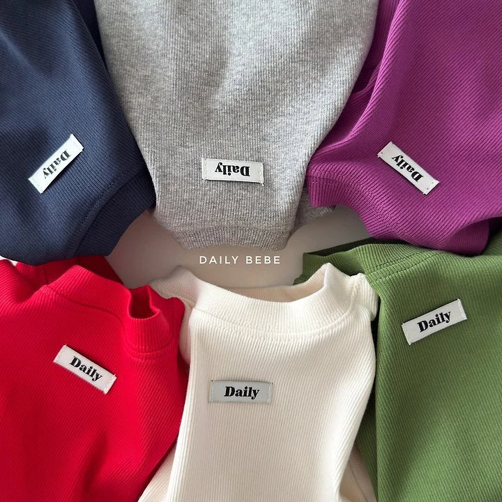 Little Foxx – Ddak Tee