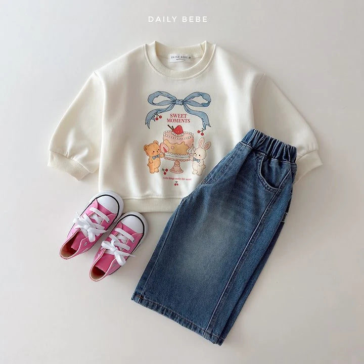 Little Foxx – Curved Denim Pants