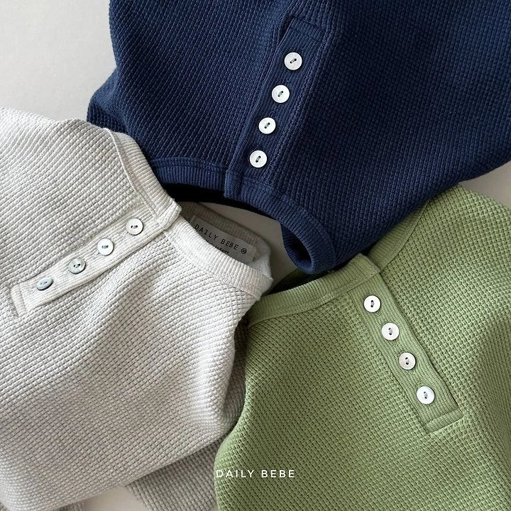 Little Foxx – Waffle Henley Neck Tee