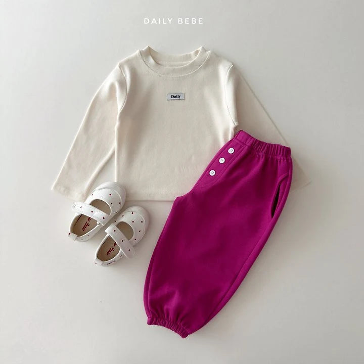 Little Foxx – Ddak Tee