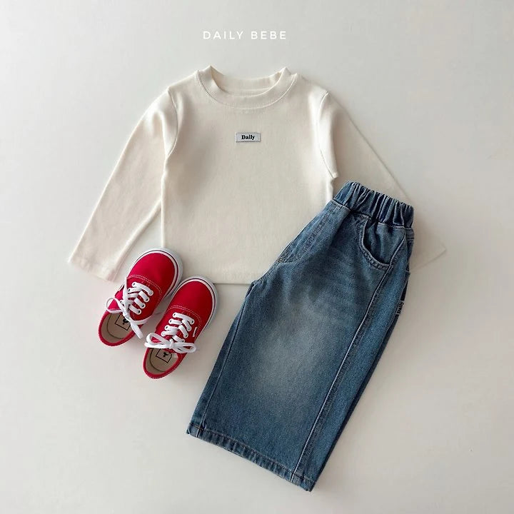 Little Foxx – Ddak Tee