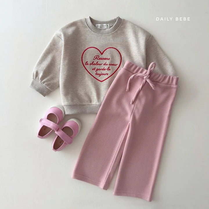 Little Foxx – Heart Embroidery Sweatshirt