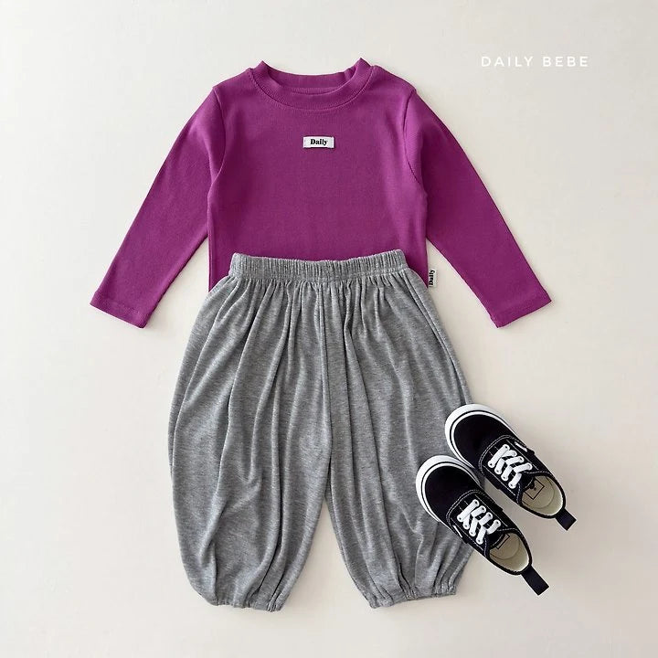 Little Foxx – Ddak Tee