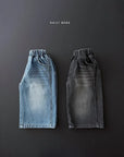 Little Foxx – Curved Denim Pants