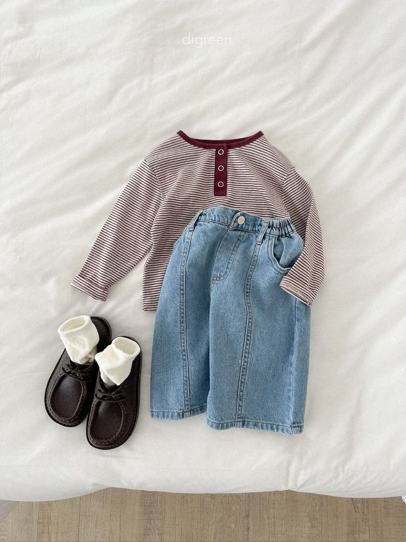 Eyelet Socks