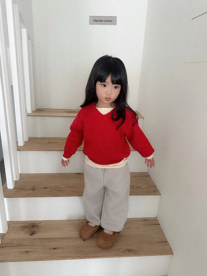 Little Foxx – Cozy V-Neck Knit