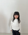 Emily Dot Tee