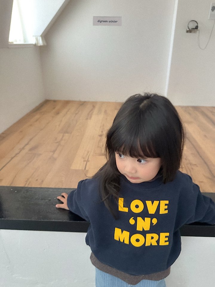 Little Foxx – Love More Sweatshirt