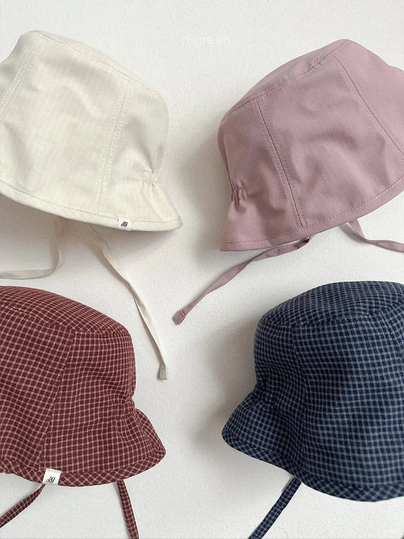Chest Hat