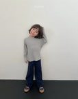 Hug Ribbed Tee