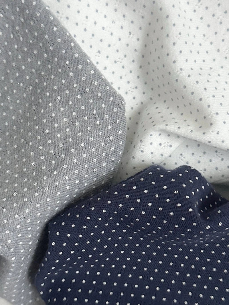 Emily Dot Tee